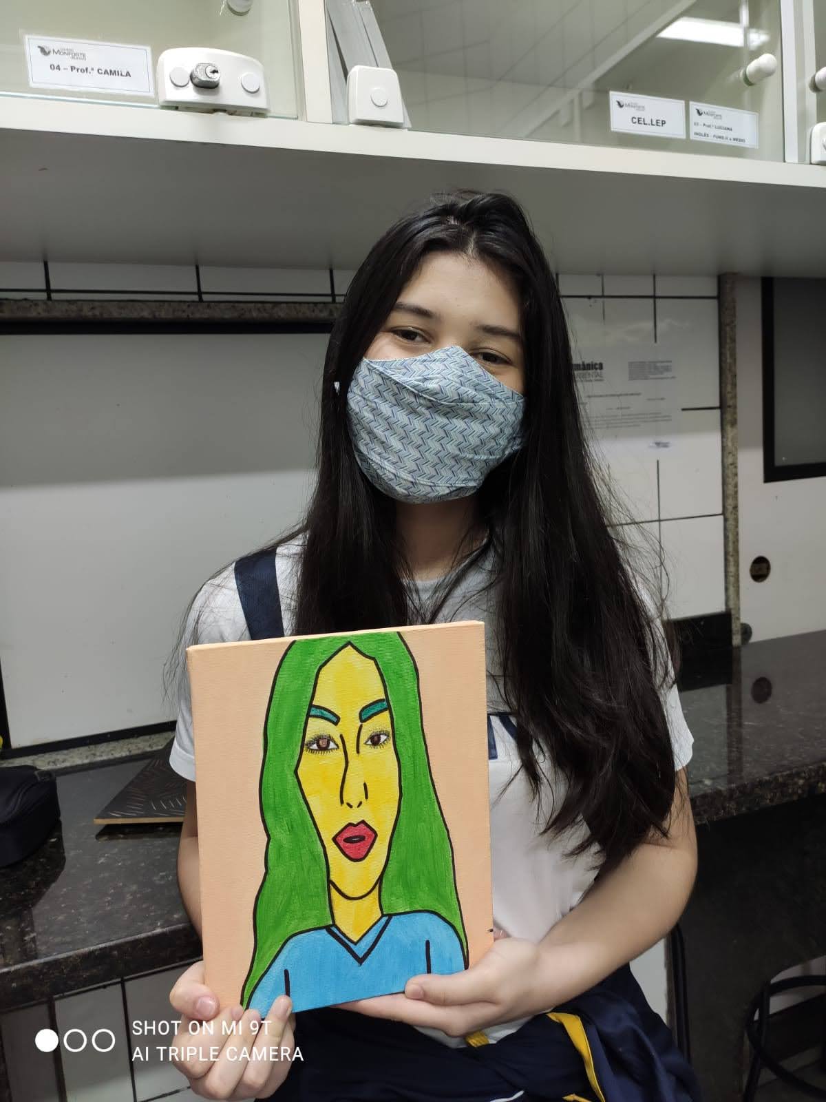 No Itinerário de Oficina de Arte, os alunos fazem pintura em tela sobre <i>Pop Art</i> (2021)